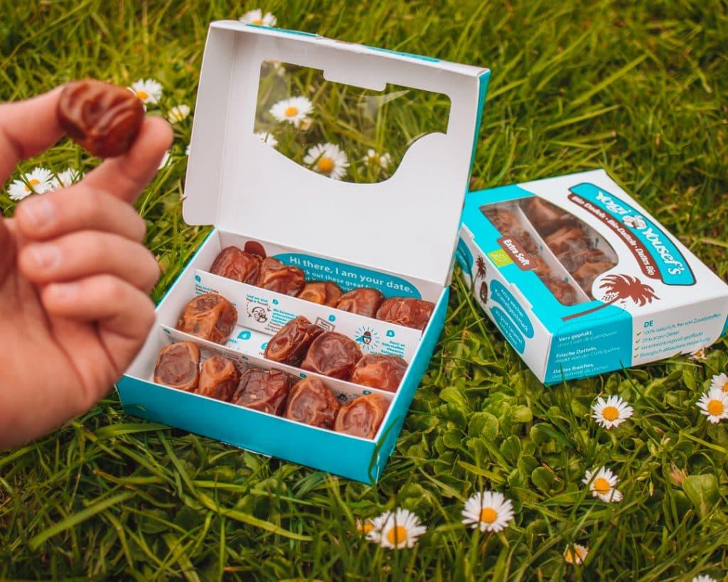 Verse dadels van Yogi & Yousef in een giftbox